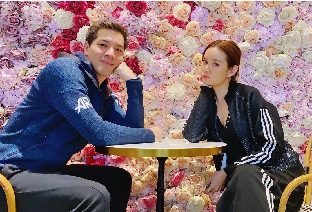 หญิง ตุลย์