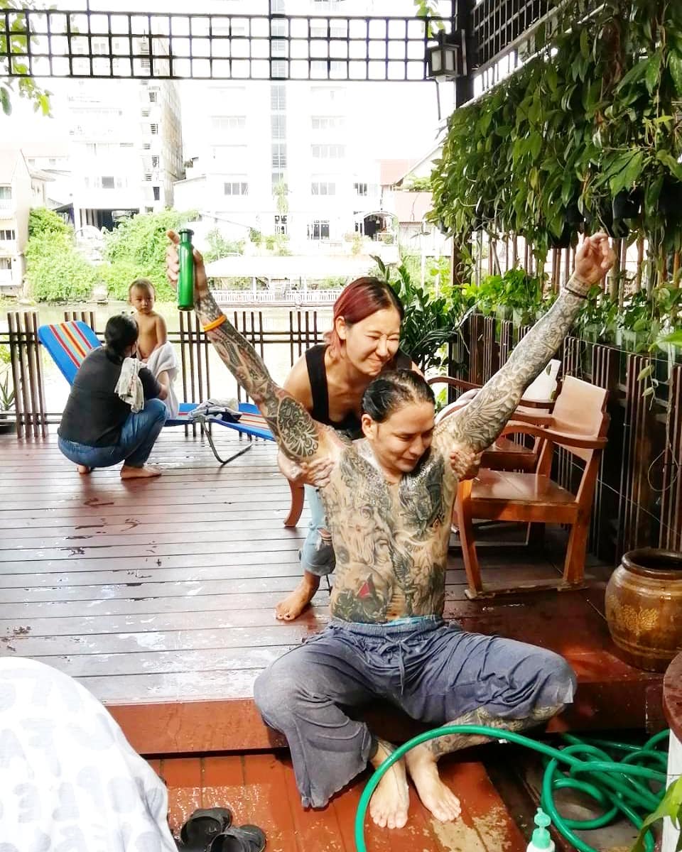 แทค ภรัณยู เบลล์ อดิราภ์