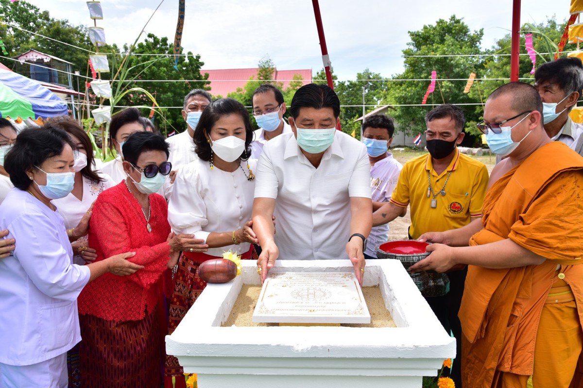 ฮือฮา พระอาทิตย์ทรงกลด ในพิธีวางศิลาฤกษ์ วัดดงน้อย สุพรรณบุรี