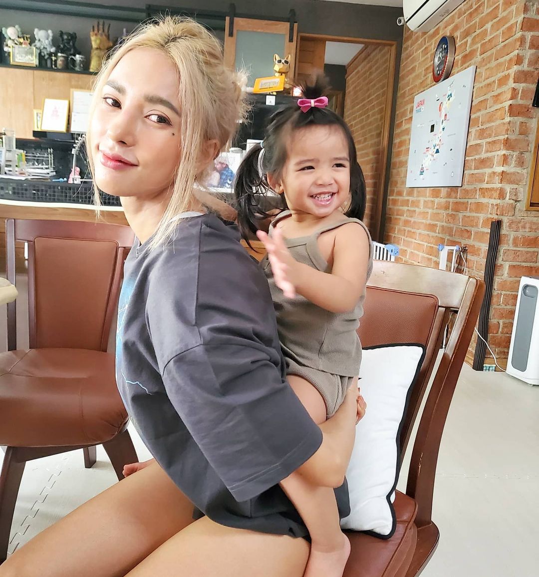 อุ้ม ลักขณา น้องดิสนีย์