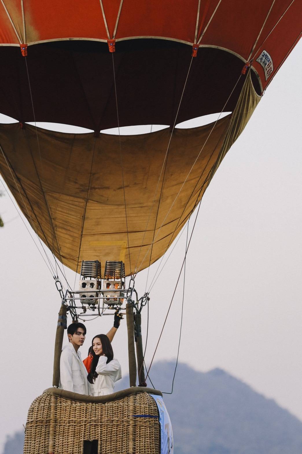 พราวมุก