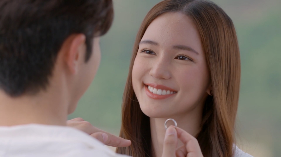 พราวมุก