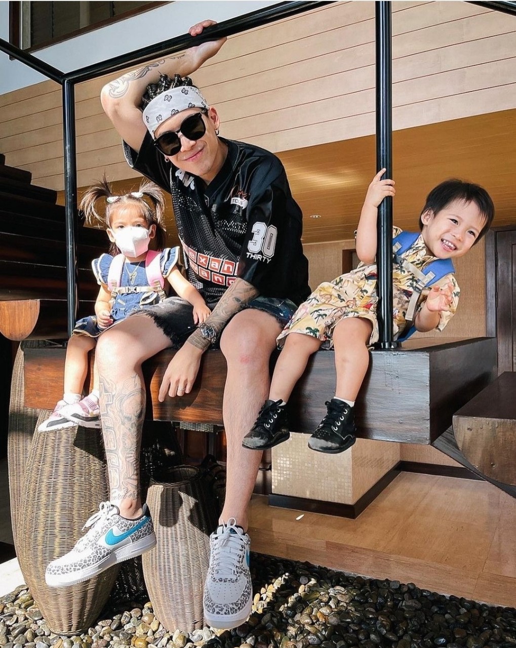 มีก้า มีญ่า