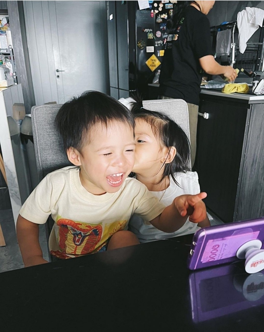 มีก้า มีญ่า