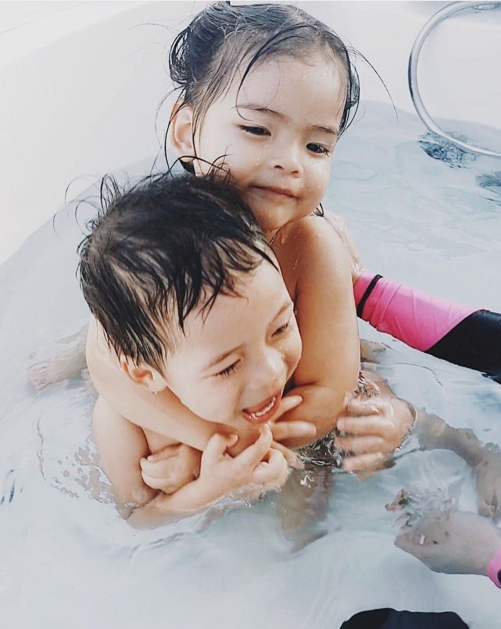 มีก้า มีญ่า