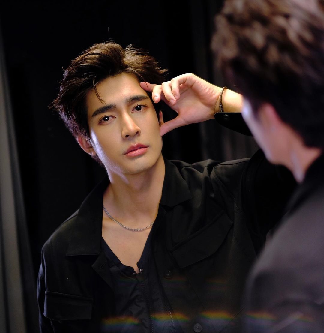 เอิร์ท พิรพัฒน์