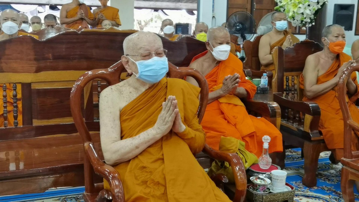 อัญเชิญ น้ำหลวงสรงศพ หลวงพ่อยวง เกจิ ดังเมืองราชบุรี