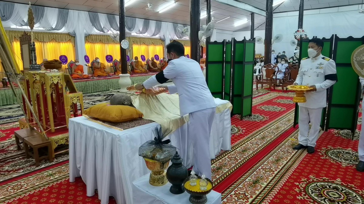 อัญเชิญ น้ำหลวงสรงศพ หลวงพ่อยวง เกจิ ดังเมืองราชบุรี