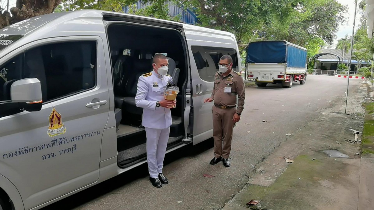 อัญเชิญ น้ำหลวงสรงศพ หลวงพ่อยวง เกจิ ดังเมืองราชบุรี