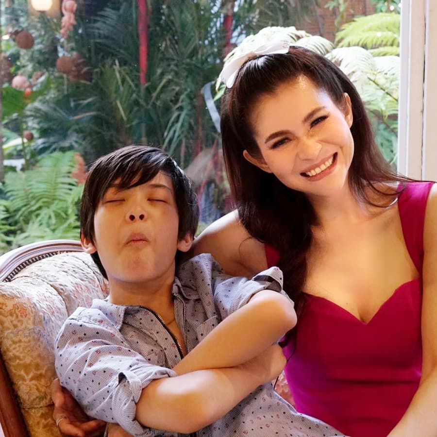 แอนนี่ บรู๊ค