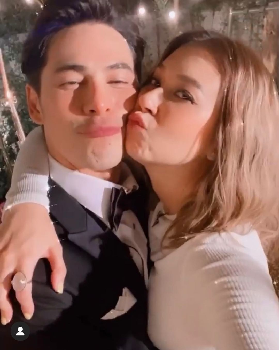 ซี ศิวัฒน์ เอมี่ กลิ่นประทุม