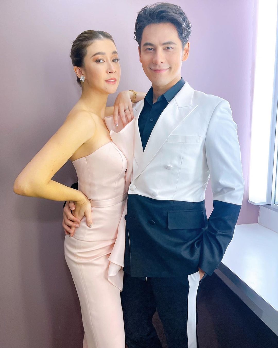 ซี ศิวัฒน์ เอมี่ กลิ่นประทุม