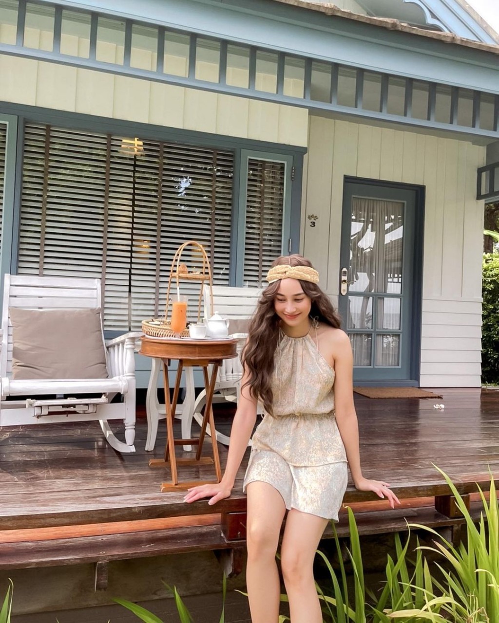 นาว ทิสานาฏ