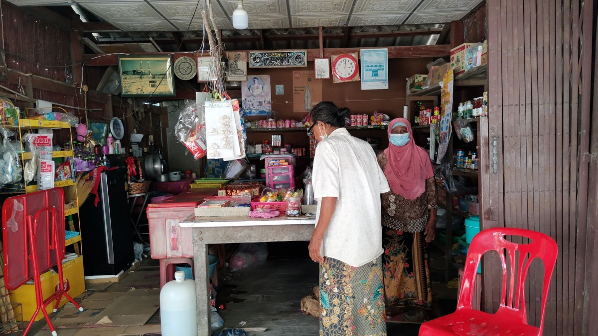 สาววัย 20 ถูกตัดขาหลังฉีดวัคซีนสูตรไขว้ก่อนเสียชีวิตสุดเศร้า ย่าวัย 85 ไร้ที่พึ่งพา