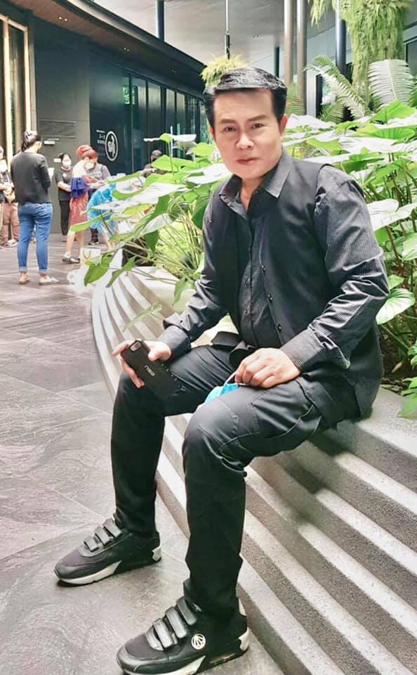 มนต์สิทธิ์ คำสร้อย