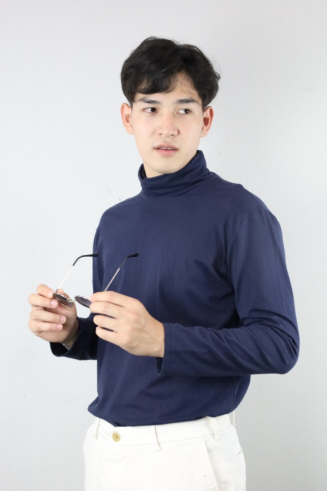 นนท์ นฤดล