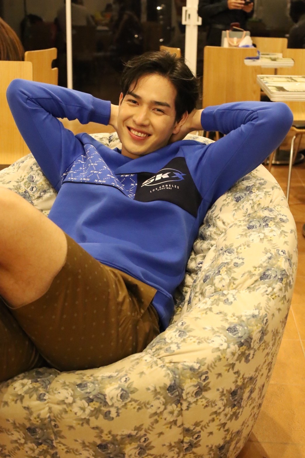 นนท์ นฤดล