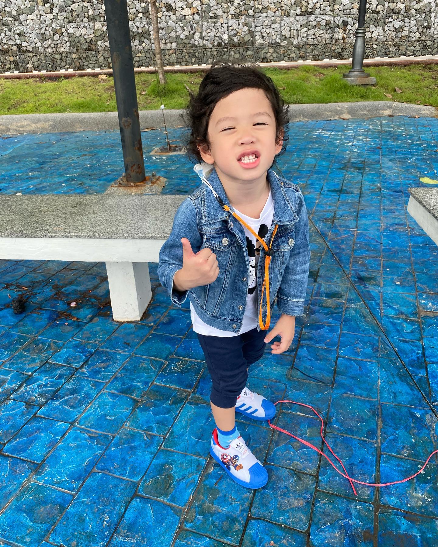 น้องโพธิ์ ลูกชาคริต