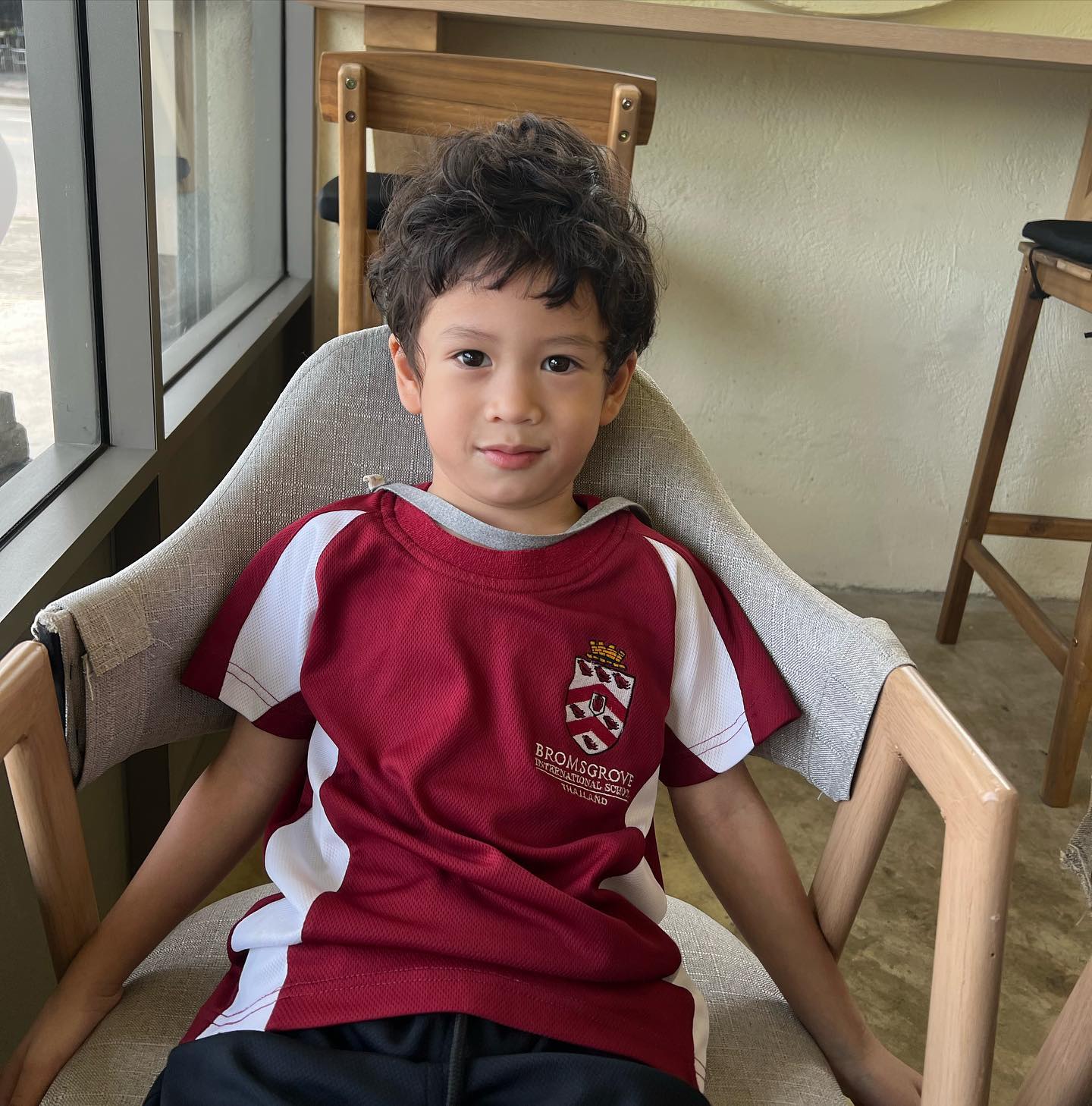 น้องโพธิ์ ลูกชาคริต