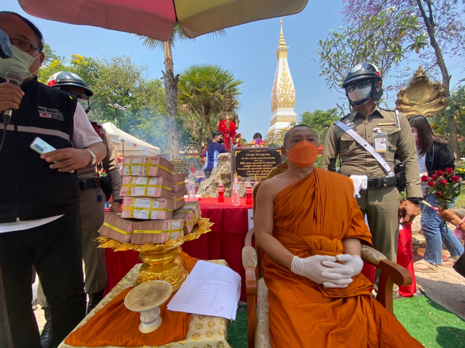 พระครูไก่