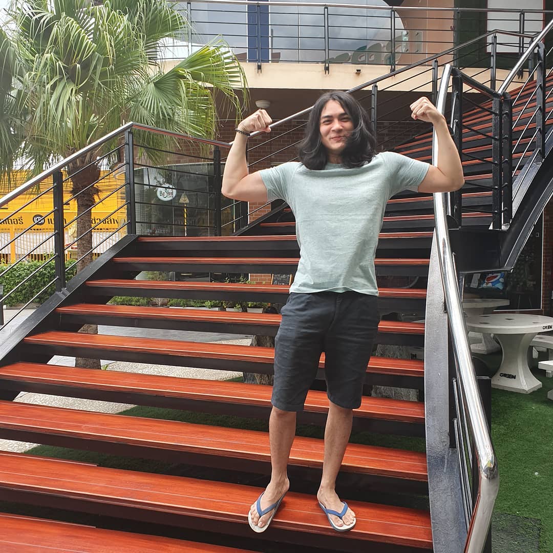 แน็ก ชาลี ไตรรัตน์