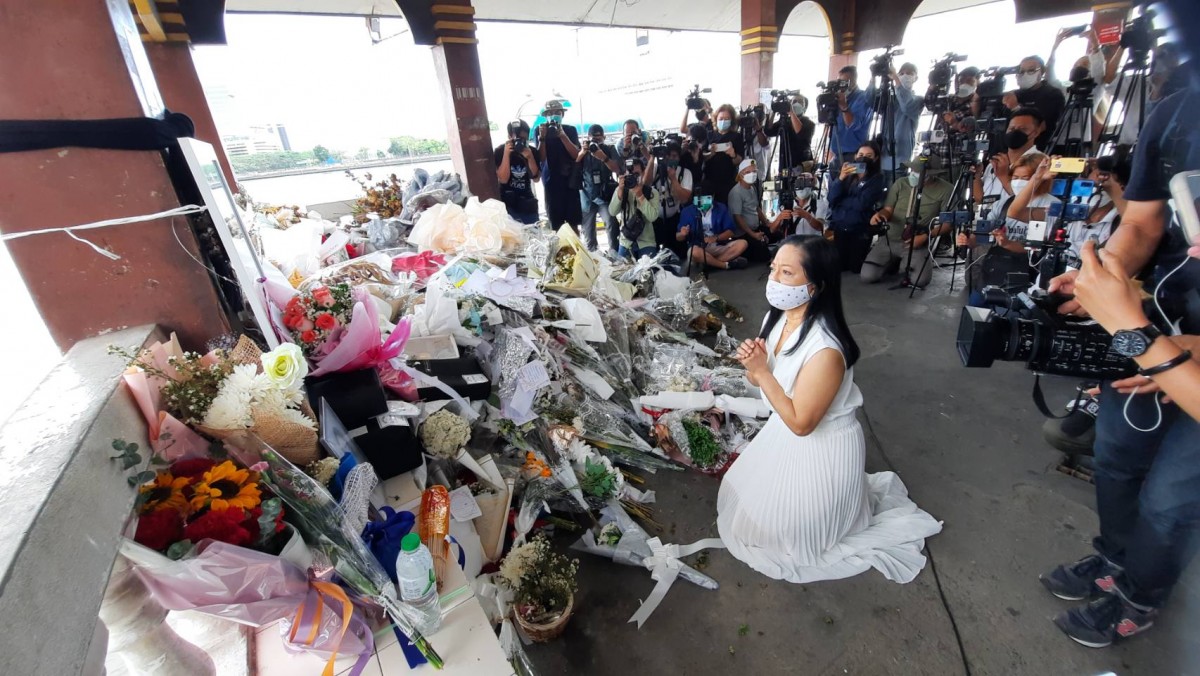 1-แม่ดาราสาวแตงโมทำบุญครบรอบ 1 เดือน ที่ท่าน้ำพิบูลสงคราม 1