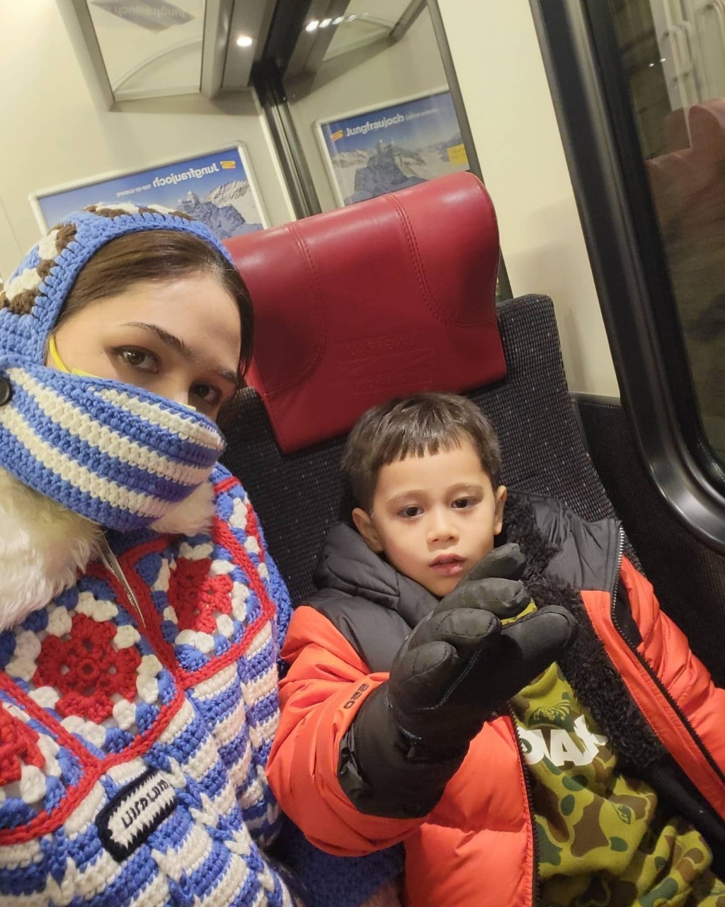 ชมพู่ อารยา