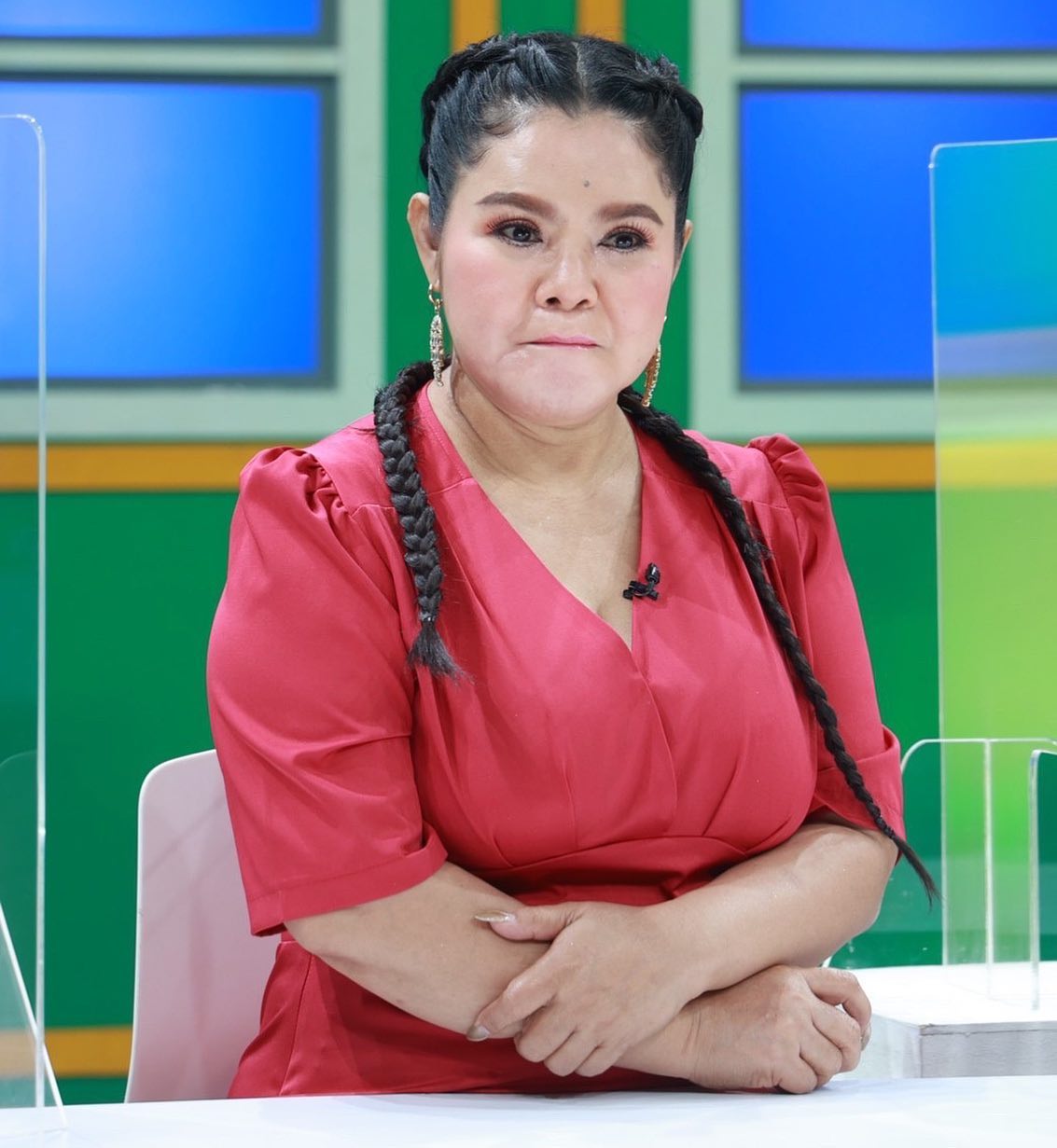 ฮาย อาภาพร