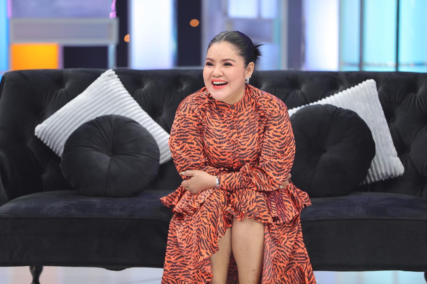 ฮาย อาภาพร