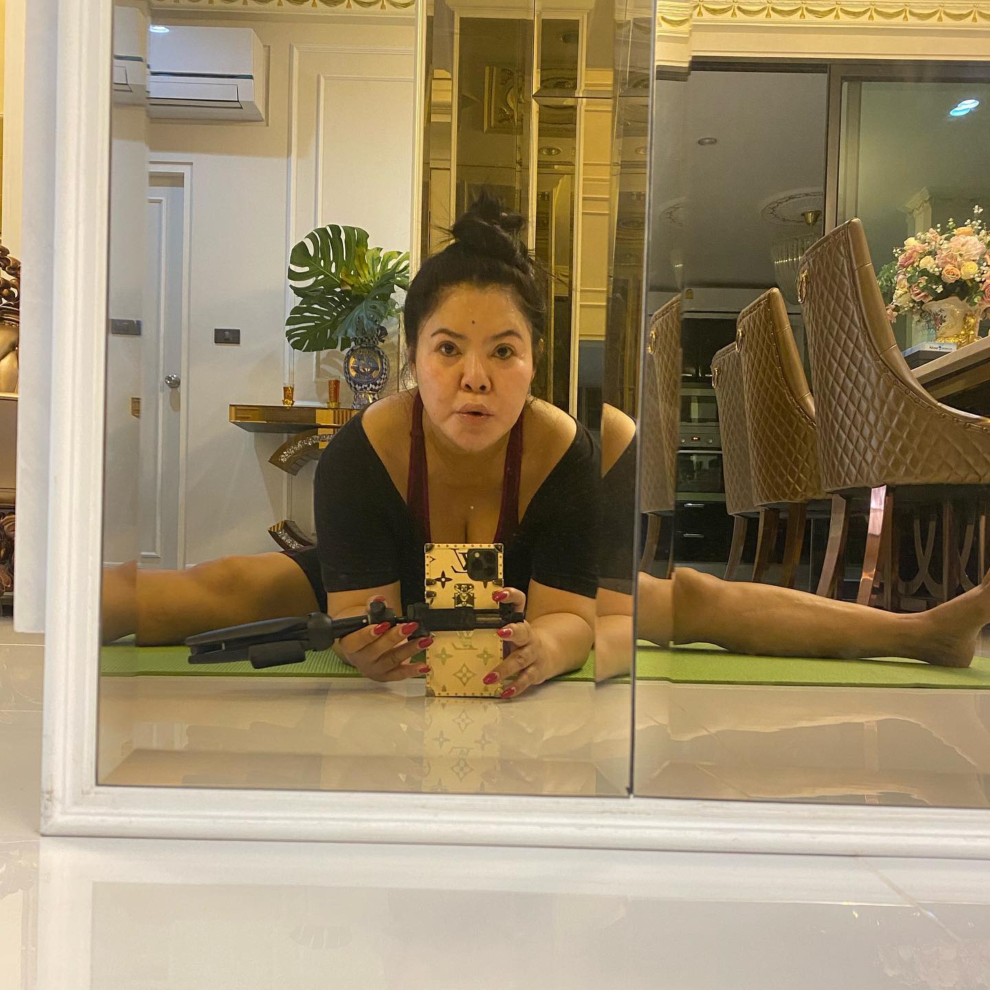 ฮาย อาภาพร