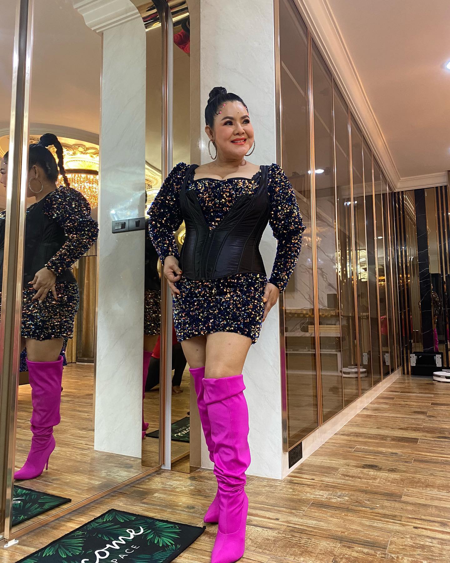 ฮาย อาภาพร