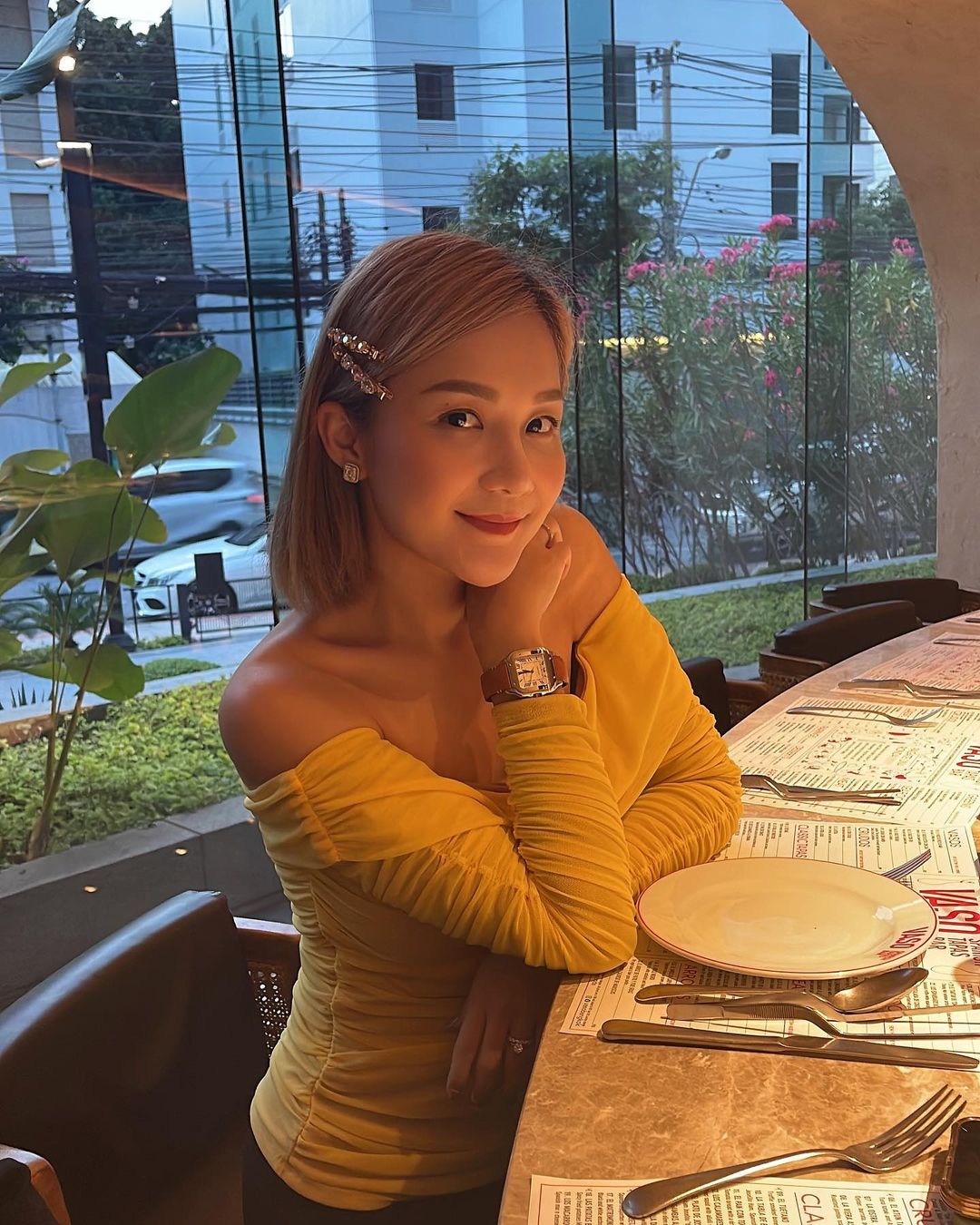 เอ็ม บุษราคัม