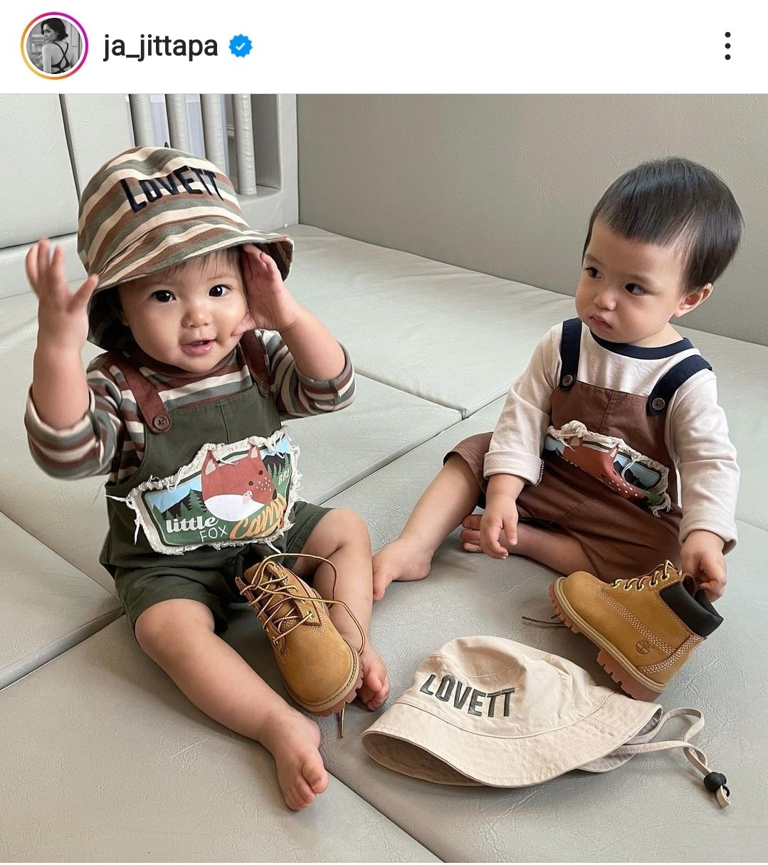 ลูกแฝดดารา