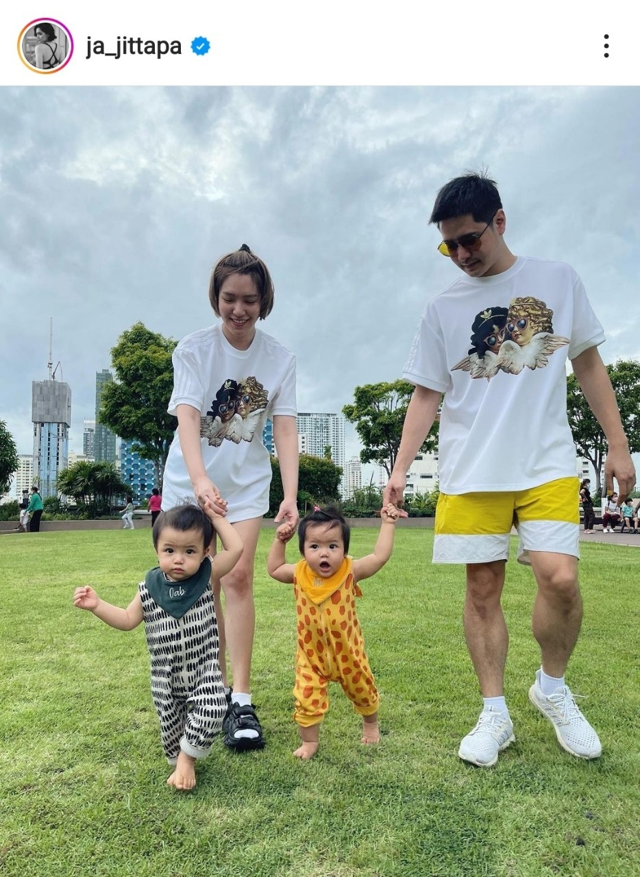 ลูกแฝดดารา