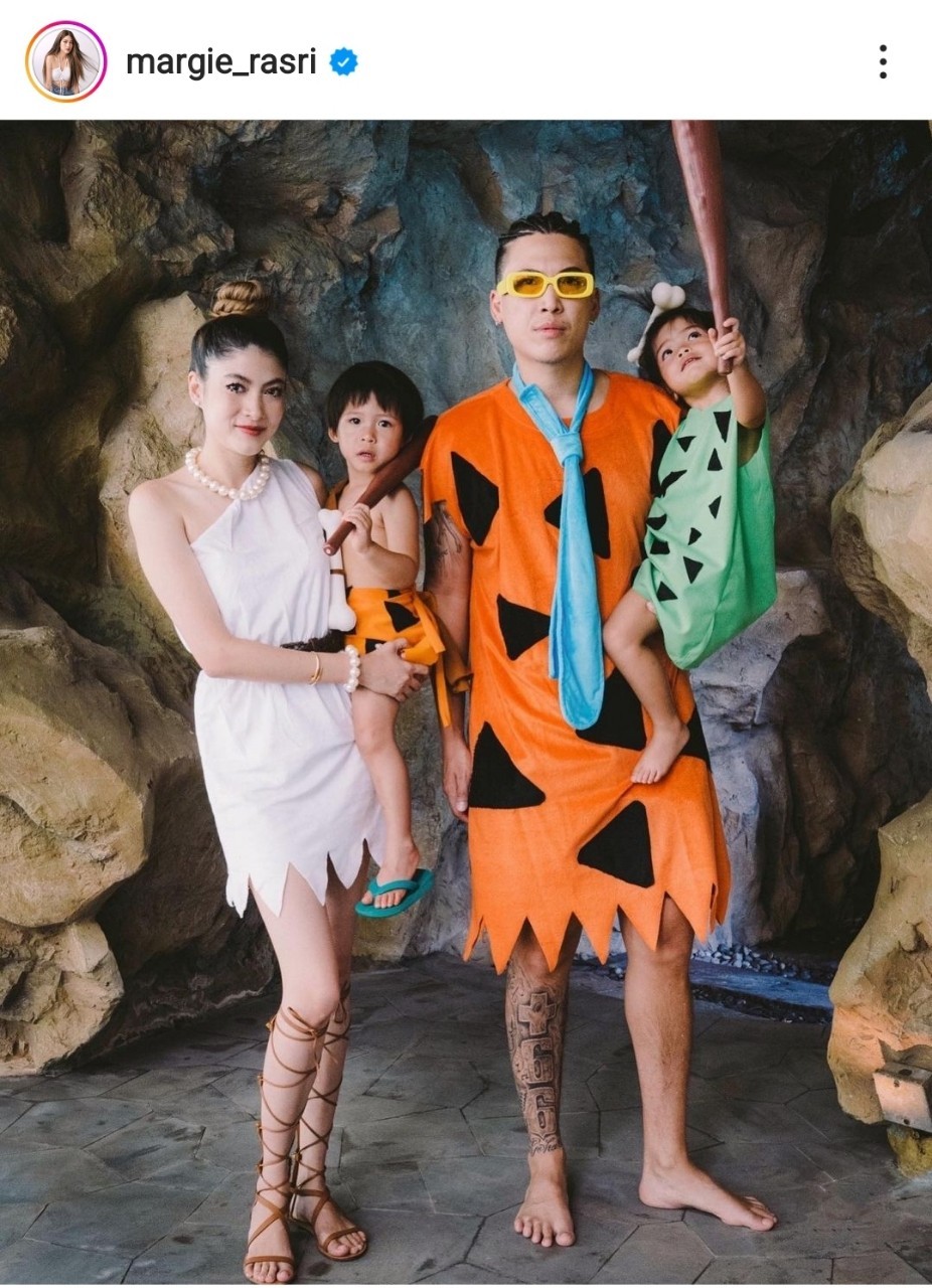 ลูกแฝดดารา