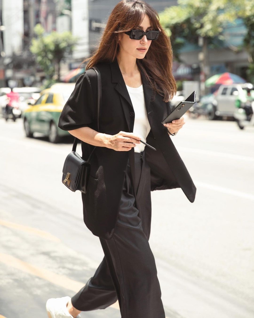 แอน ทองประสม