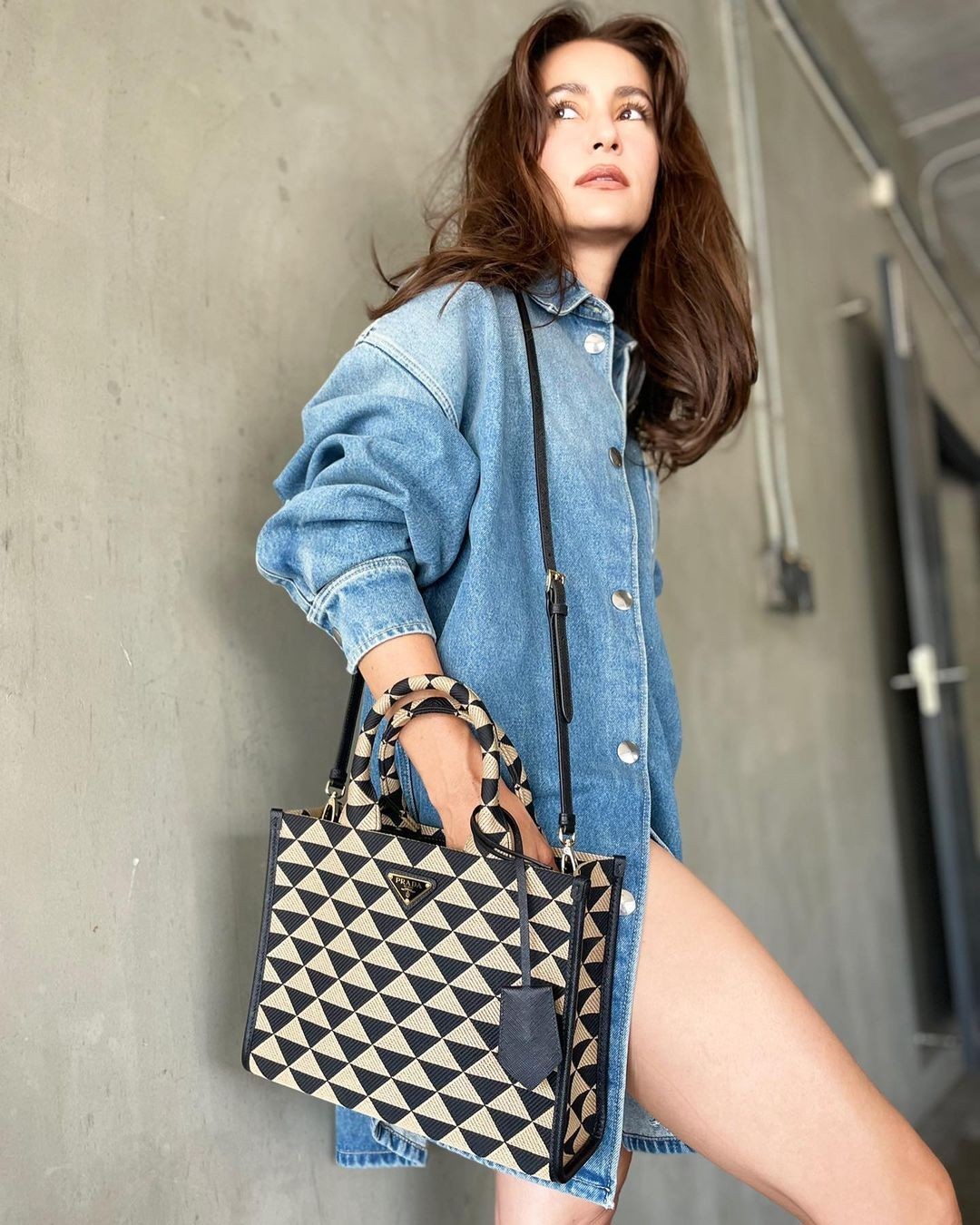 แอน ทองประสม