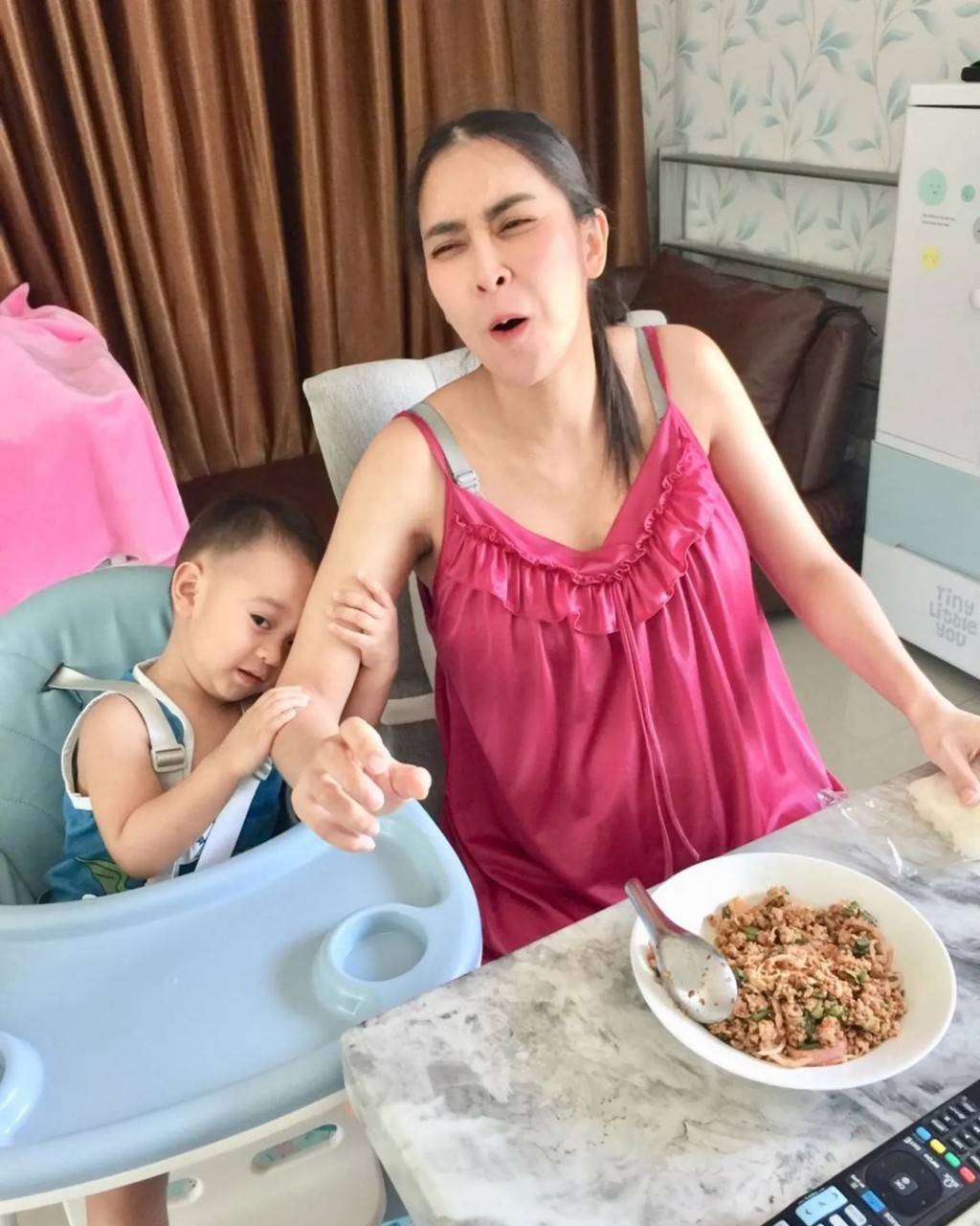 ใหม่ สุคนธวา