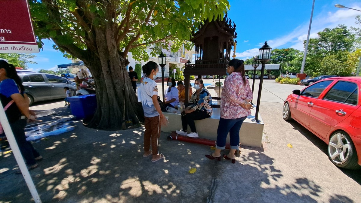 แม่ขอความเป็นธรรม ลูกชายถูกรถชนจนต้องถูกตัดขา คู่กรณีเงียบหายติดต่อไม่ได้