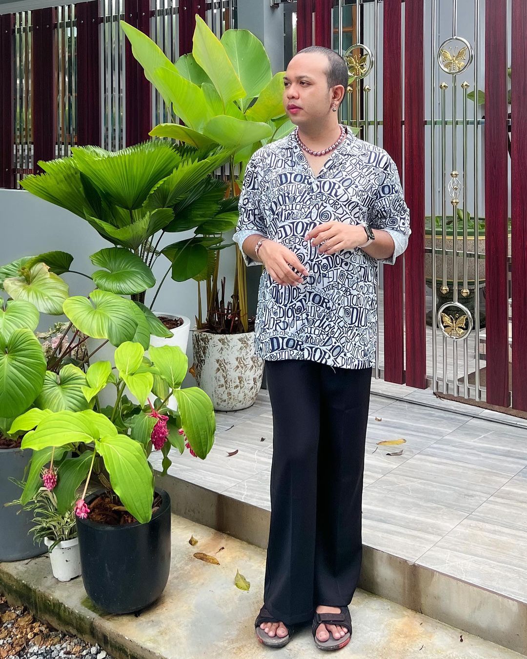 แพรรี่ ไพรวัลย์