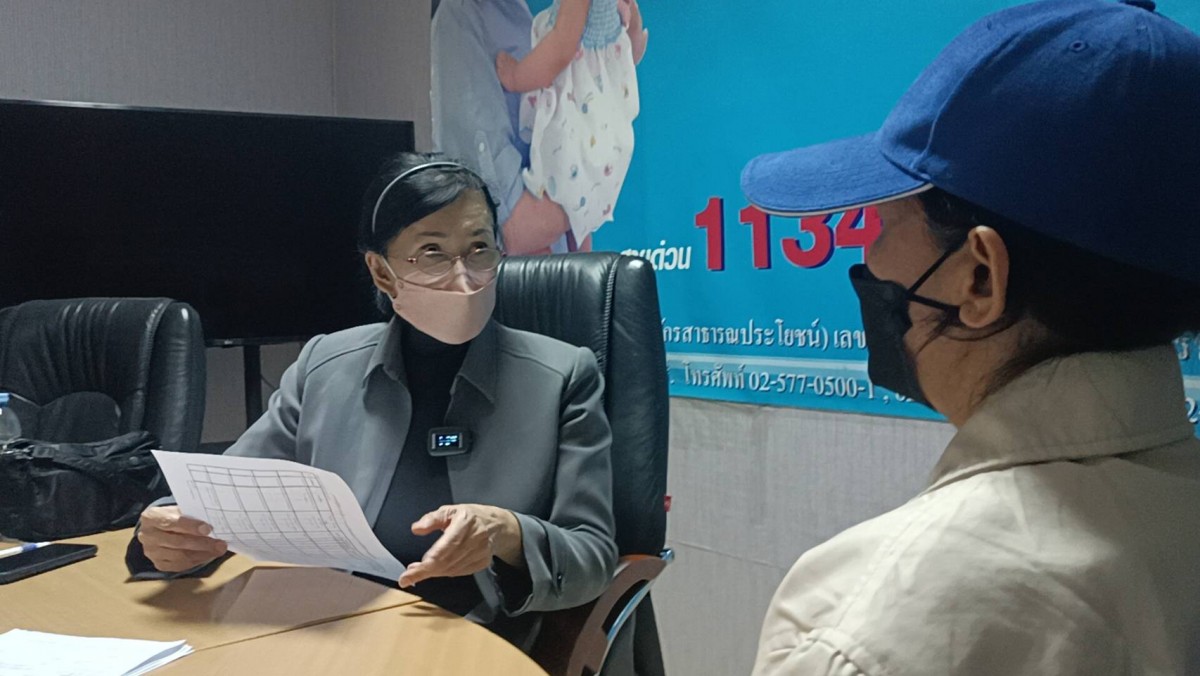 ปทุมธานี พ่อ - แม่ ร้อง ปวีณา ลูกสาวมีความบกพร่องทางสติปัญญาพัฒนาการช้า ถูก รอง ผ.อ. รร.ทำอนาจาร