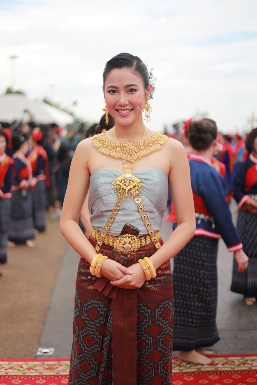 อีฟ ไอยวริญร์