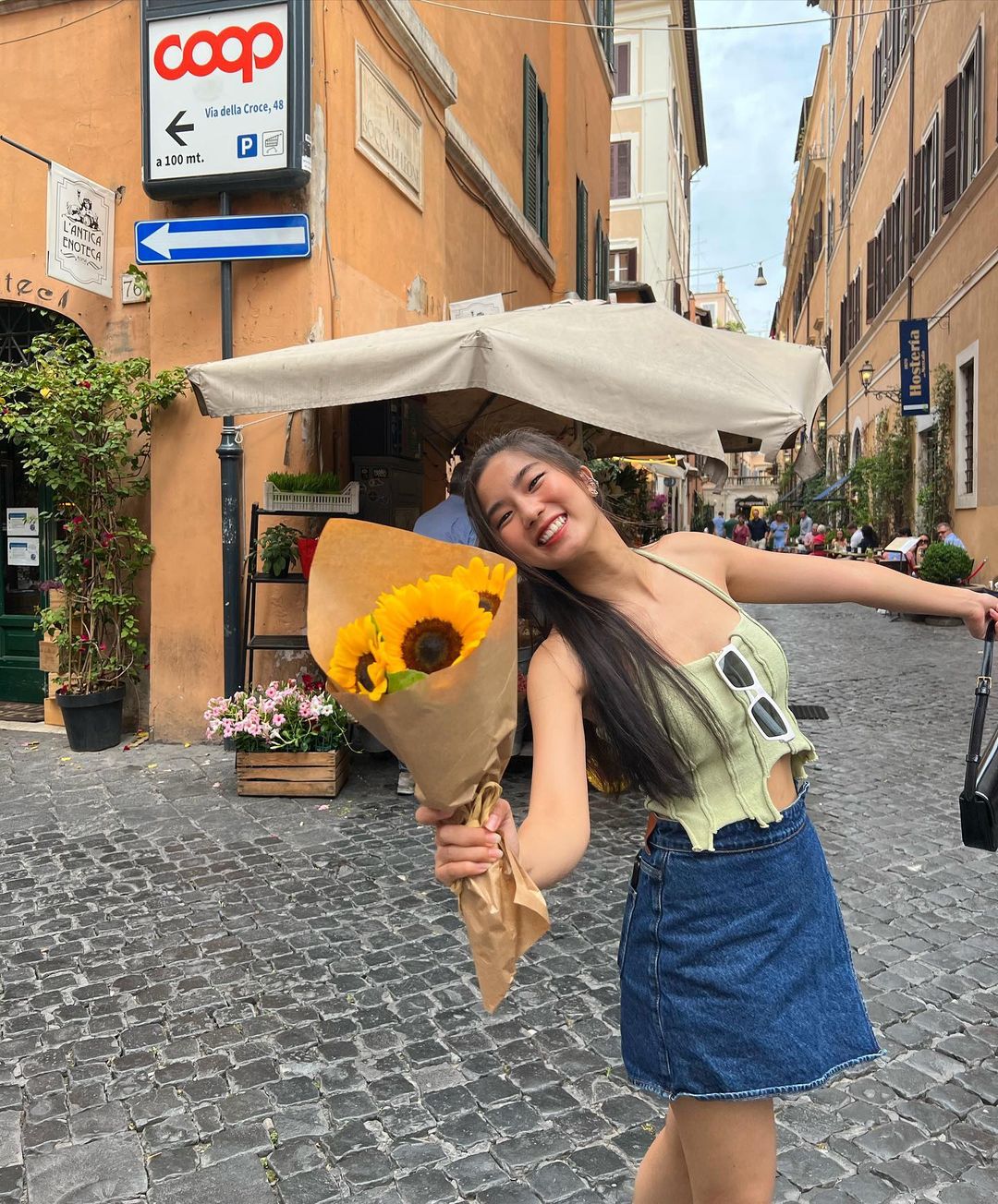 ก้อย อรัชพร