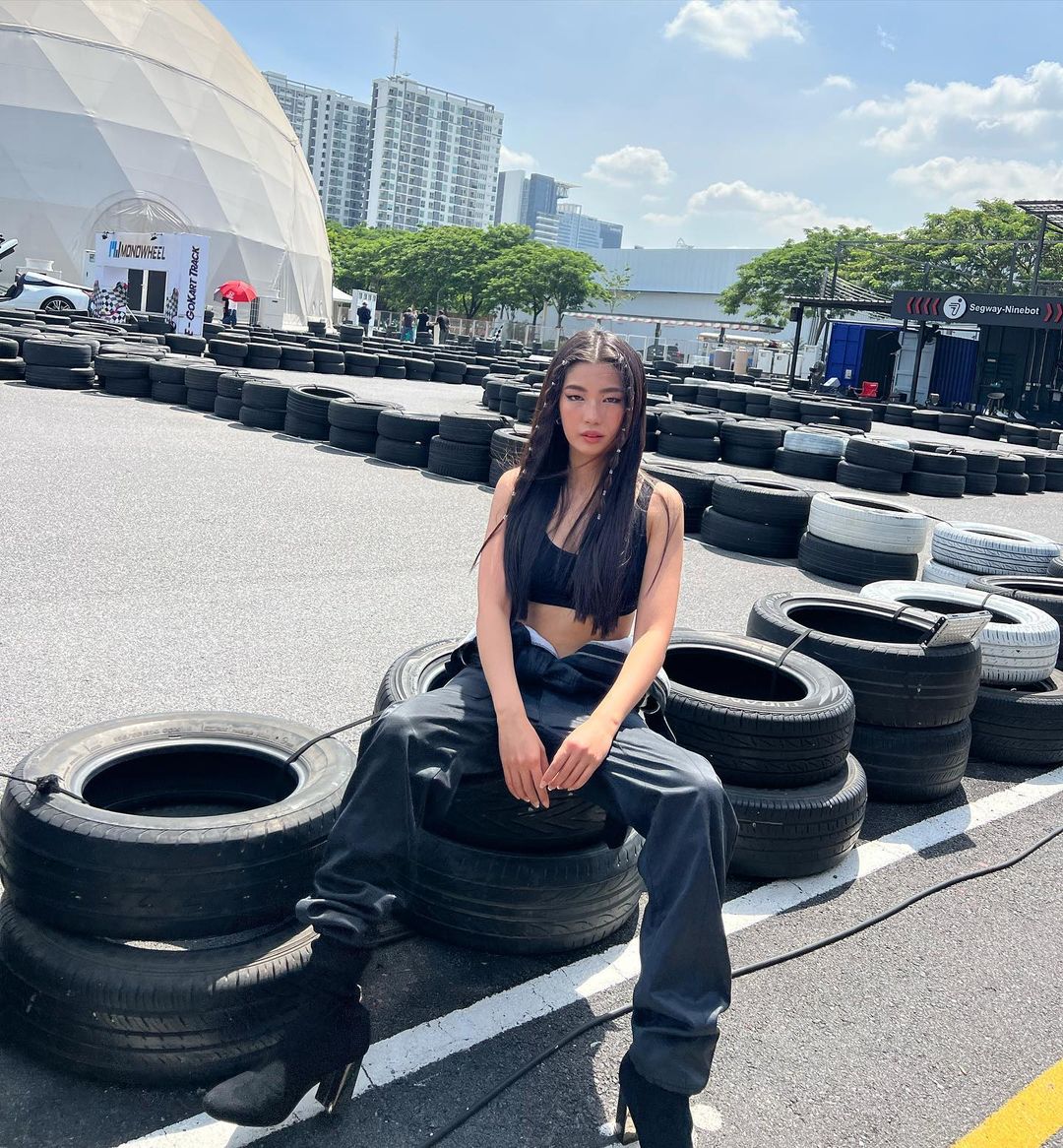 ก้อย อรัชพร