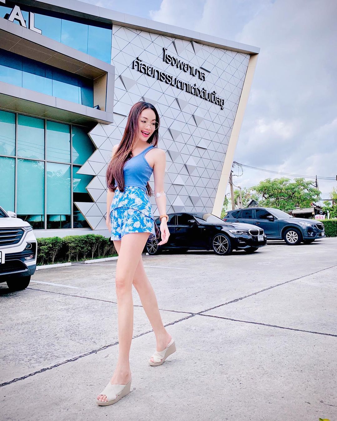 อ๋อม สกาวใจ
