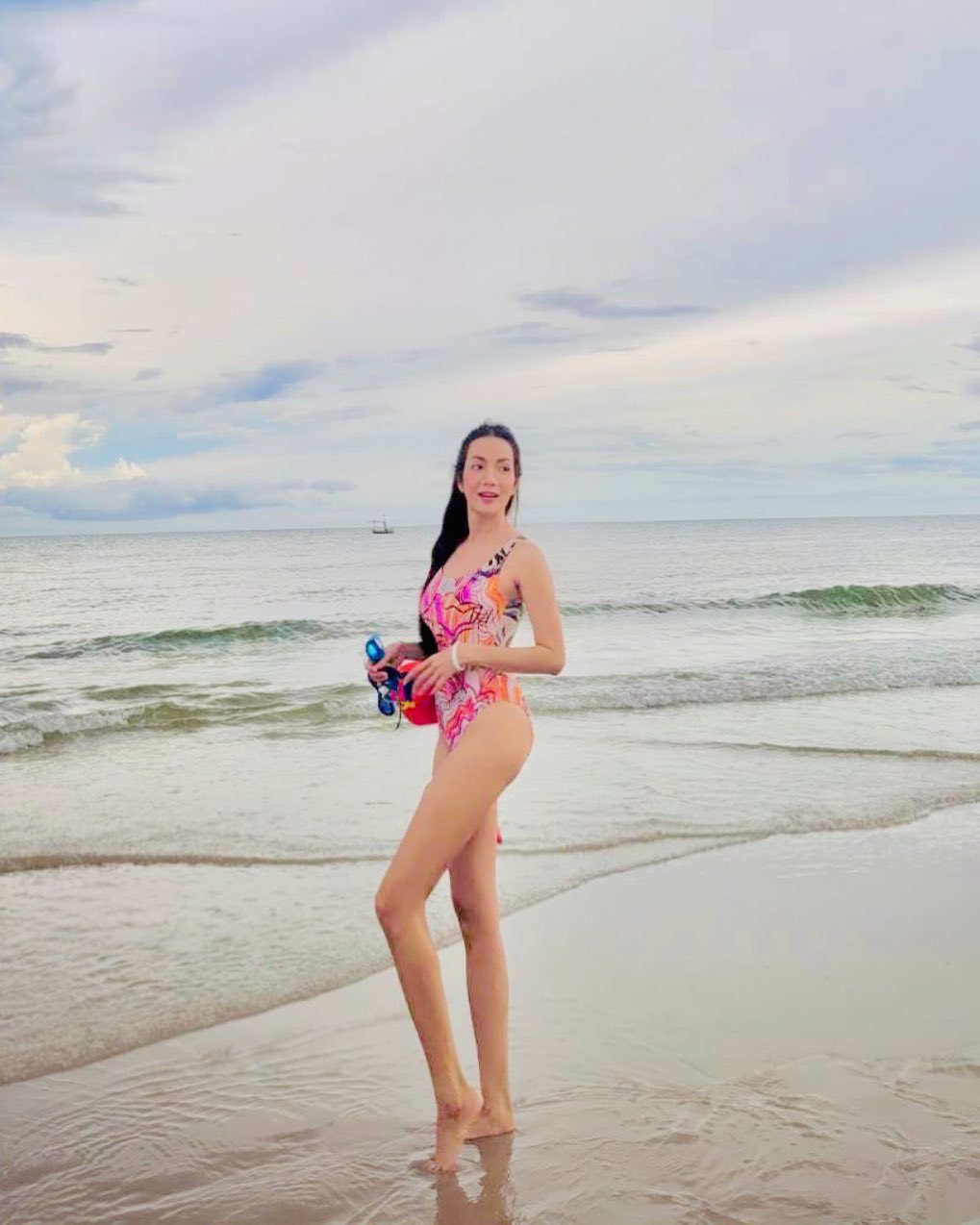 อ๋อม สกาวใจ