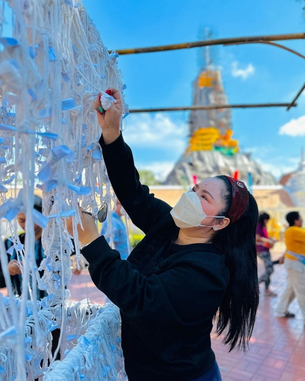 ฮาย อาภาพร