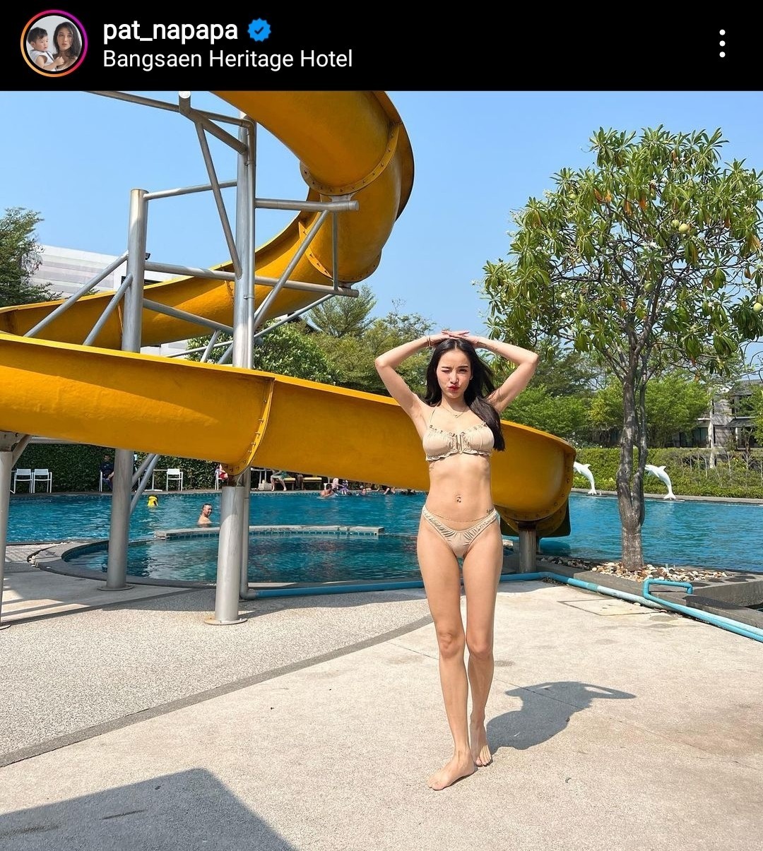 ดารา ชุดว่ายน้ำ