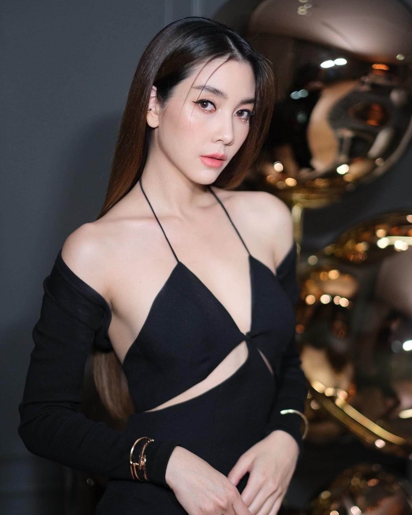 วุ้นเส้น วิริฒิพา