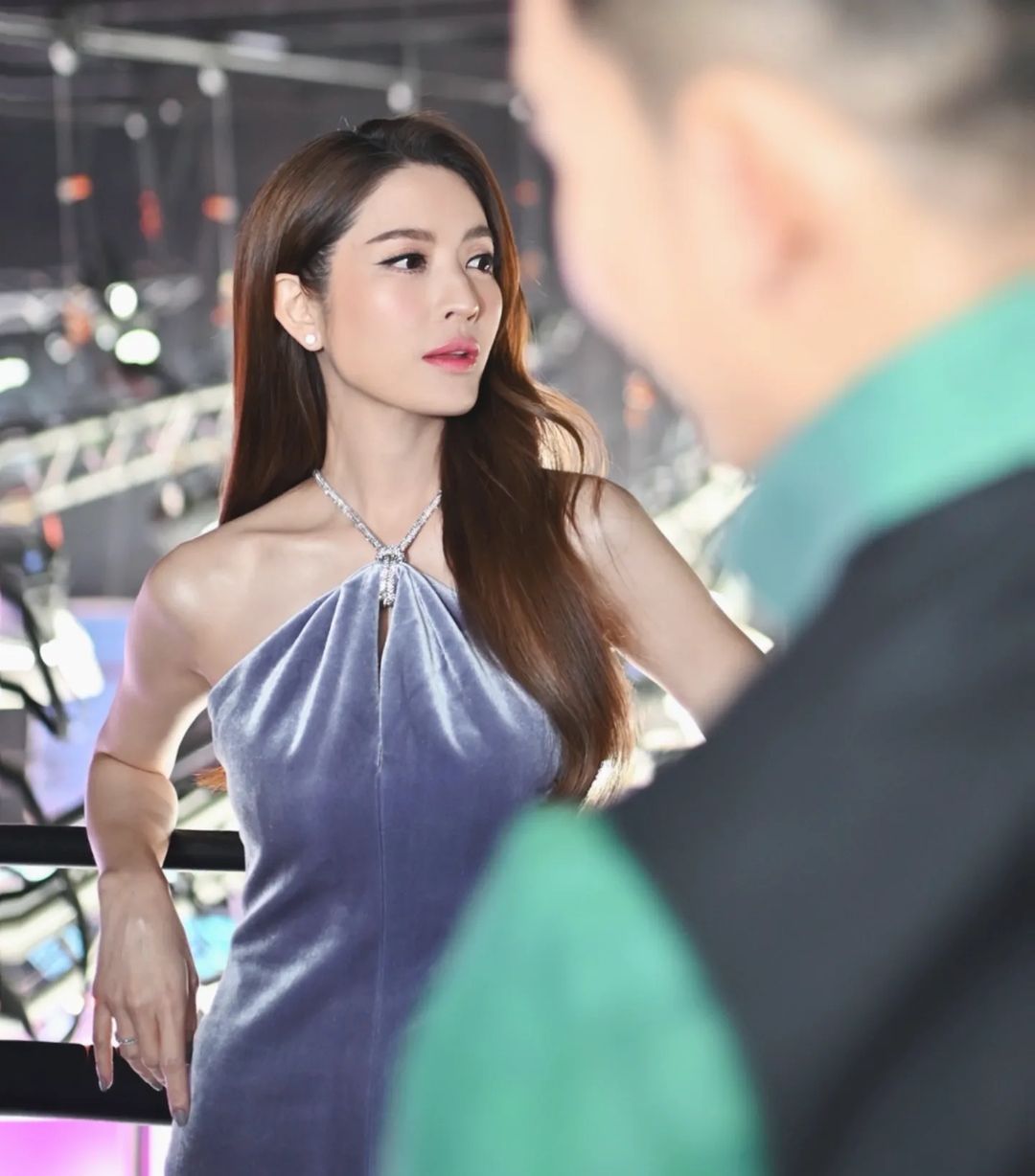 แอฟ ทักษอร